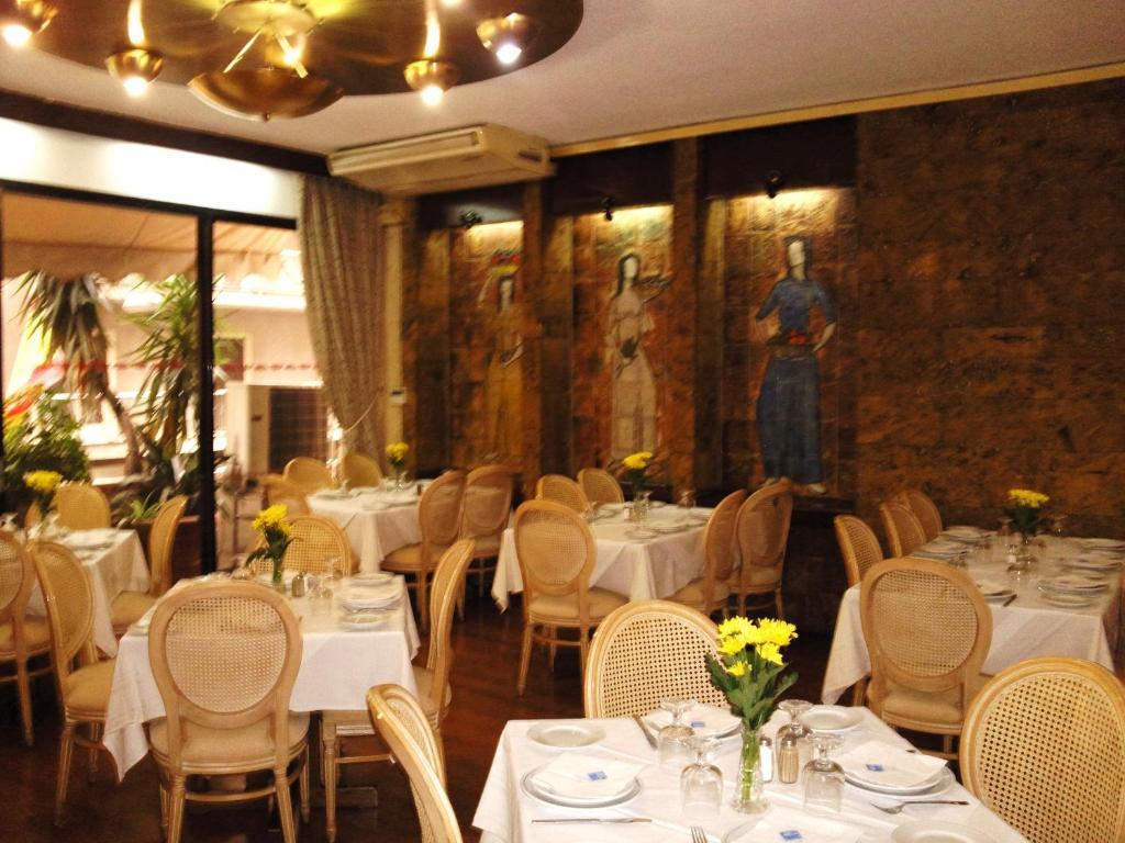 Ionis Hotel เอเธนส์ ภายนอก รูปภาพ